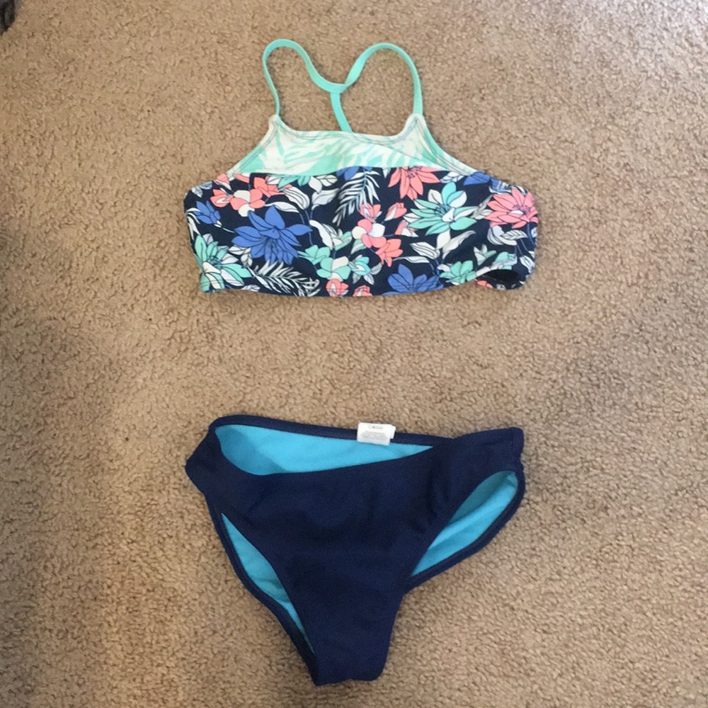 Girls swimming suit